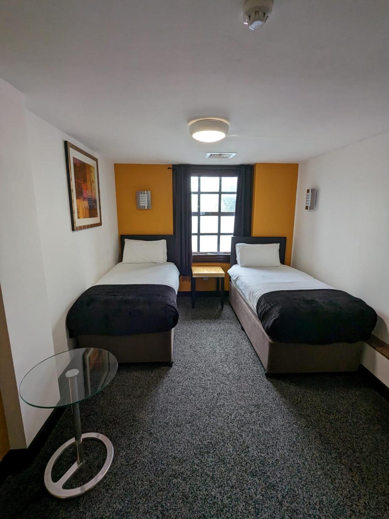Cornmill Hotel كينغستون أبون هول المظهر الخارجي الصورة