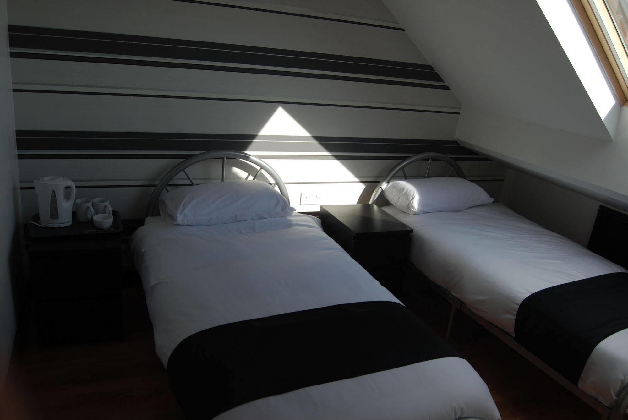 Cornmill Hotel كينغستون أبون هول المظهر الخارجي الصورة